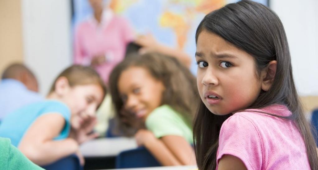 Okul Fobisi Nedir , Belirtileri Nelerdir , Nasıl Yenilir ?